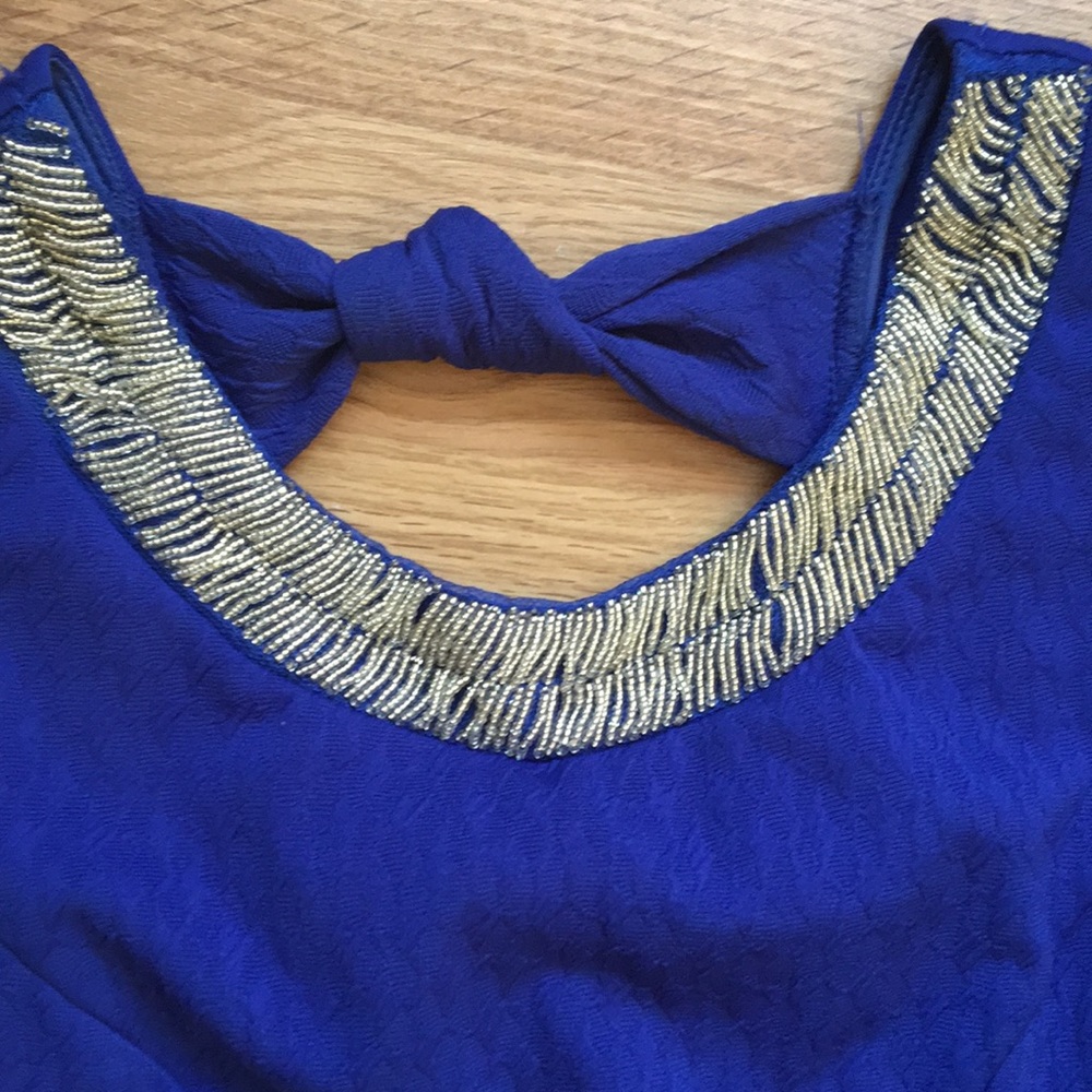 Formal Dress - Picture 4 of 8